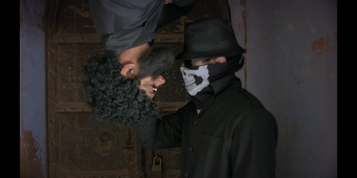 Bbian_forever's tweet photo. @Bhuvan_Bam @Rohitonweb @himankgaur 
#Dhindora #SasteSherlock #bhuvanbam #BBkiVines 
Spider man kiss 😂 https://t.co/2CSmX4YTNv
