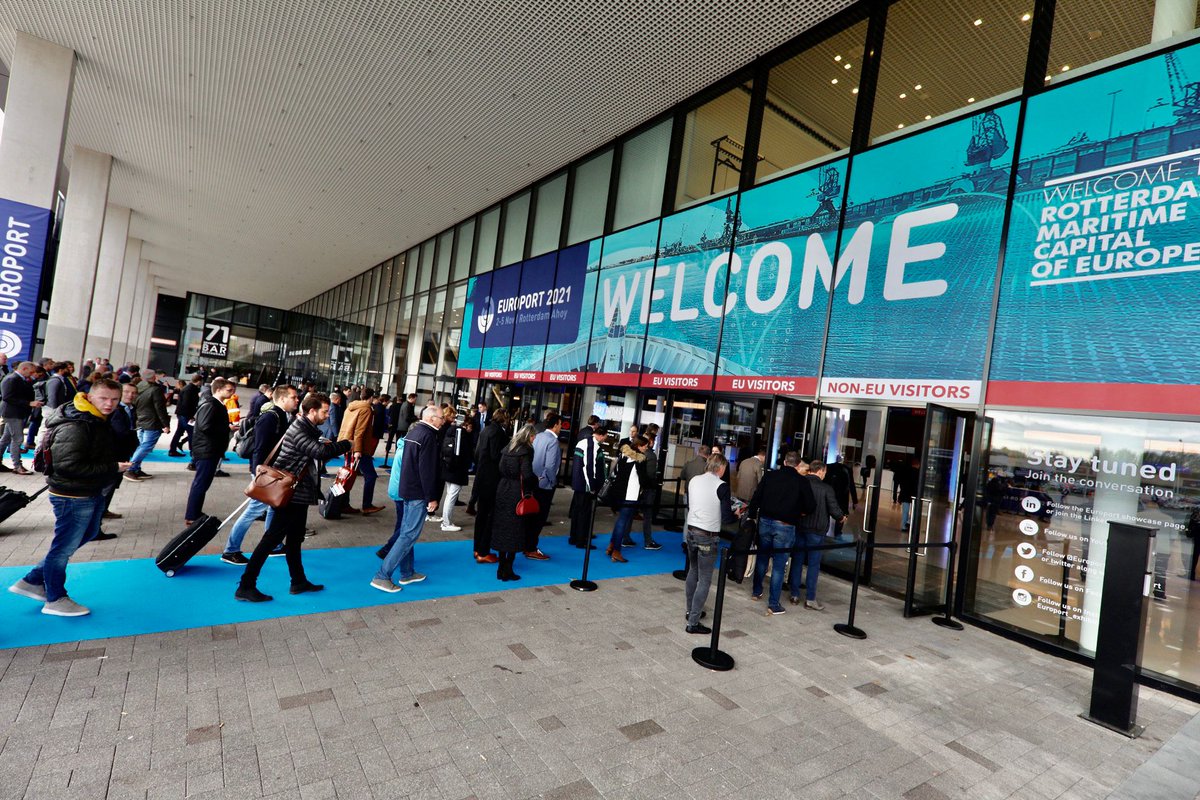 Europort2025's tweet photo. Welcome back to Day 3 of #Europort! Join for more face-to-face meetings 🤝 thought-provoking presentations 💡 and the late-evening networking 🥂 #Maritime #Shipping #MaritimeEvents https://t.co/i7yHPMkZxq