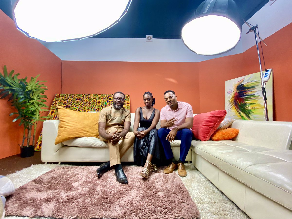 toniwale_'s tweet photo. Filmmakers world 🌎🎬🥷🏻📸🥰🎥❤️ Dstv Akwaaba Magic 🪄📡 https://t.co/kUDUTI5Gru