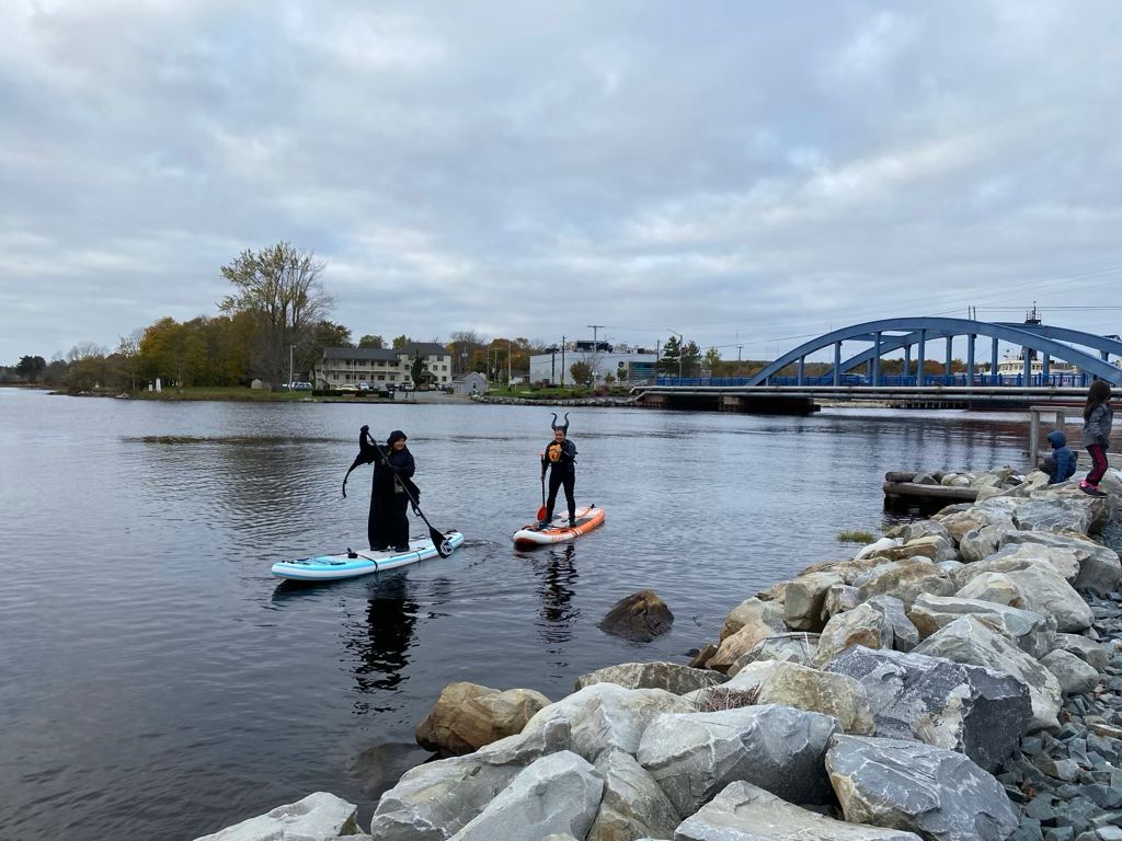 rigeljones's tweet photo. Halloween Paddle on the Mersey River was a success! @MiltonCanoeClub @RegionofQueens @visitsouthshore @SouthShoreConn #southshorenovascotia #SUP https://t.co/Ck4QC8EdWZ