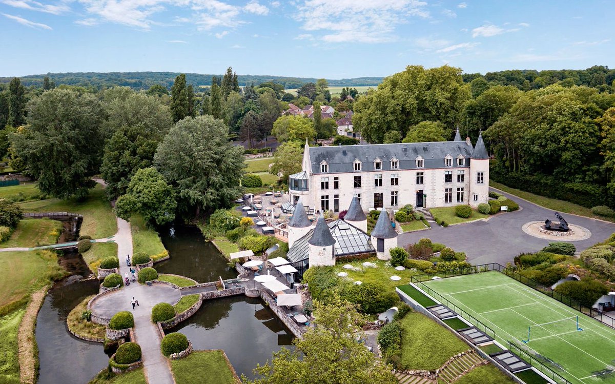 L'édition 2021 de l'#Email #Marketing Day se déroulera dans ce beau Château 👇

Quand? Dans 4 jours 😱

Et la Team <a href="/MailThinker/">MailThinker</a> est READY! Nous avons hâte de participer à cette expérience inoubliable avec tous les experts de l'#Emailing.

#EMDAY Here We Come !