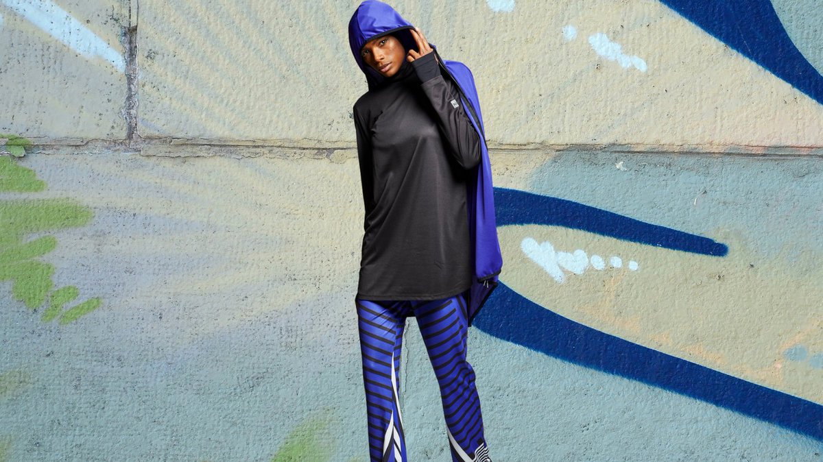 inesbab's tweet photo. Evasion street. 
#streetwear #modeste https://t.co/vnihUdwAWd