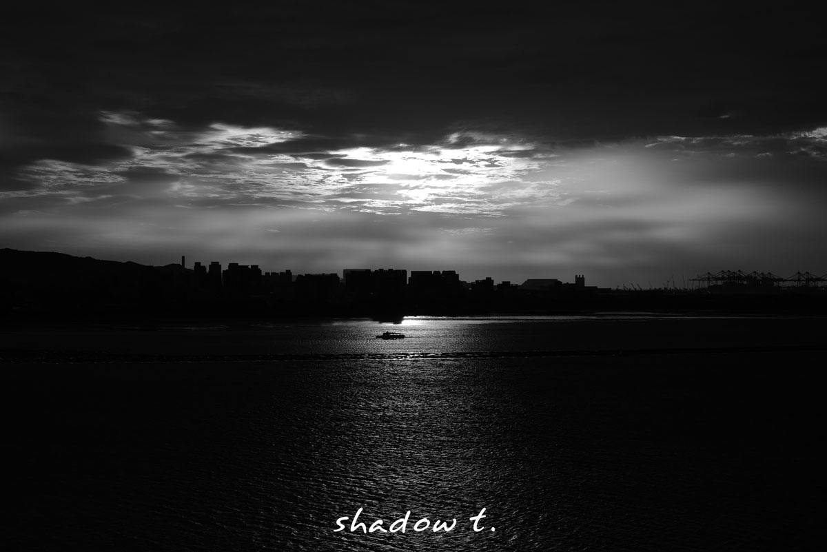 shadowtArt's tweet photo. Tamsuikeikei 淡水景々
#leica #q2 #q2monochrom #monochrome #tamsui #shadowt #travel #sunset #dusk #gloaming #twilight #taiwan #lecoucherdusoleil #tramonto #occasussolis #พระอาทิตย์ตก #일몰 #закат #ηδυσητουηλιου #saulėlydis #sonnenuntergang #zonsondergang #urakutour #pôrdosol #夕日 https://t.co/K35S9xPPP9
