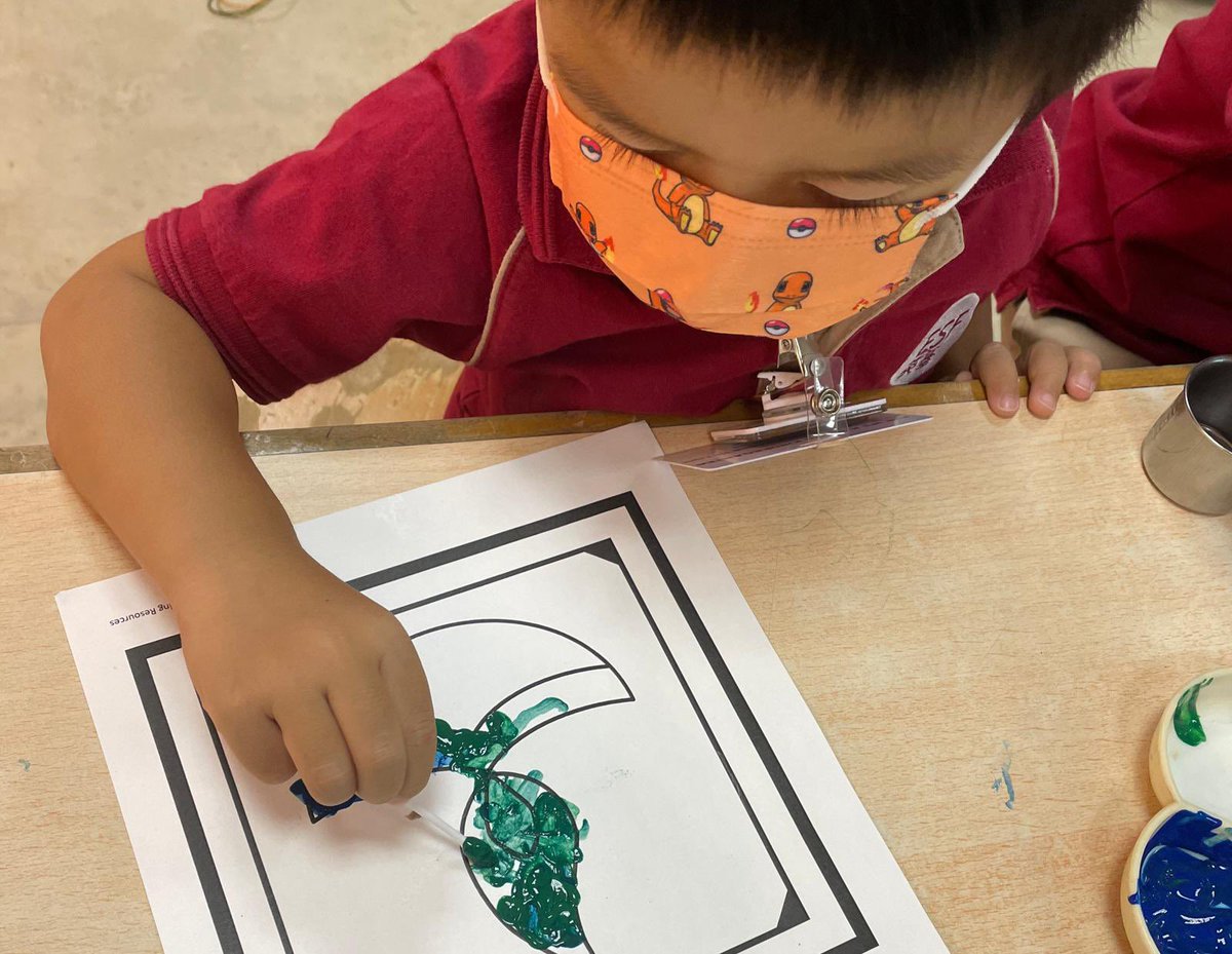 WuKaiSha's tweet photo. May the Festival of Lights bring lots of Joy, Peace and Prosperity to you and your family. K1 and K2 children have been learning about Diwali this week. https://t.co/BSEJs6ycBL
