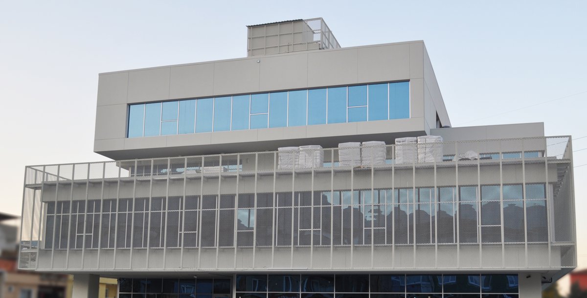 DekkapU's tweet photo. Dekkap uhpc🧡 the architecture of the future. We produce facades that add meaning and story to concrete that renews itself with the changing world. We do our job with passion. Our production continues all over the world. We continue to move forward with innovations.💪✅ https://t.co/2Pu7kxy9uZ