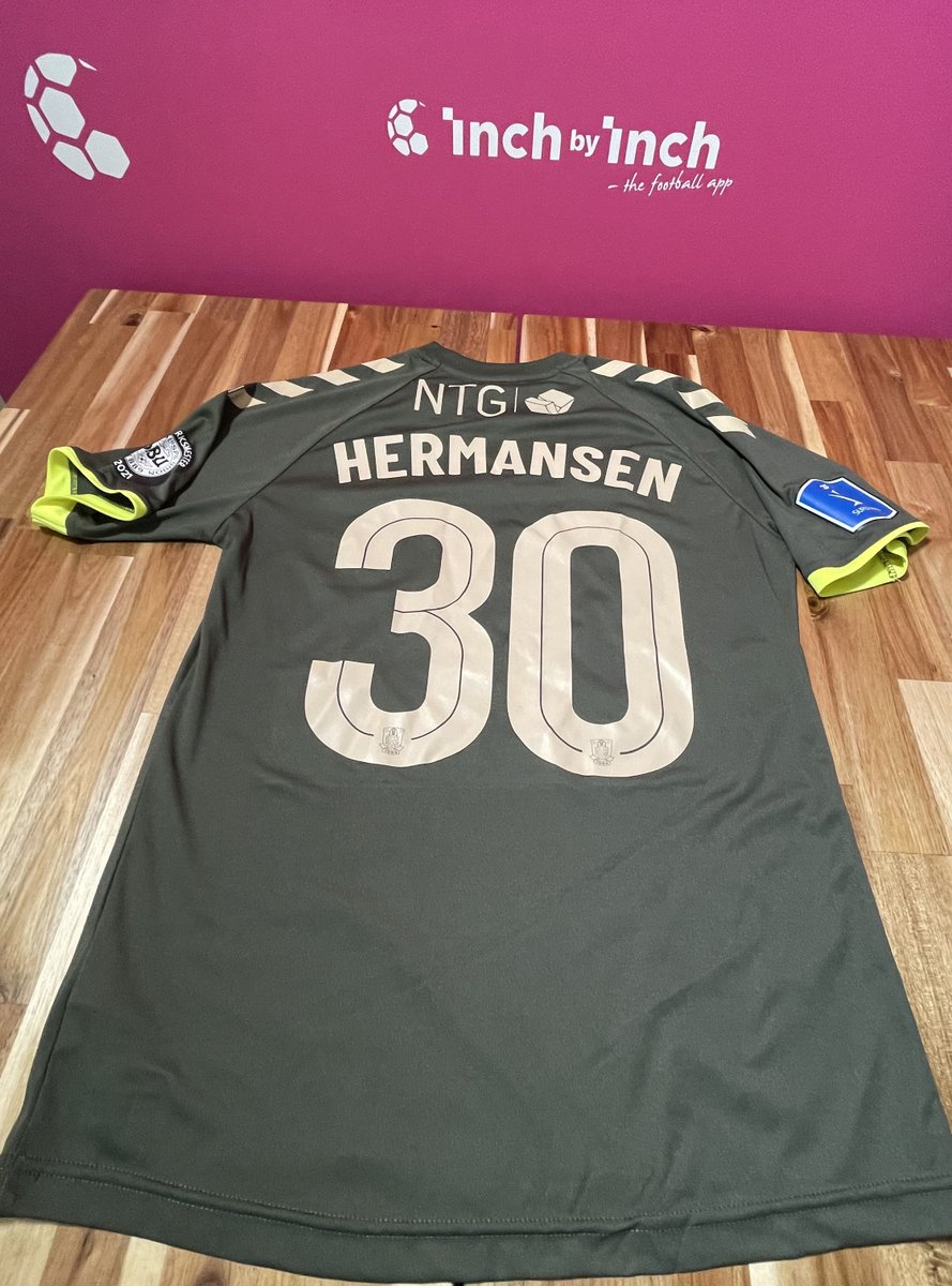 InchByInchapp's tweet photo. Super @hermansenmads1 !

Over 4.000 kroner er der budt på hans trøje!

https://t.co/d70WGwUPwN

#sldk #bif #brøndby #hermansen #MadsHermansen #bifsupport https://t.co/etp934dsFK