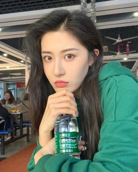 Lucky76744779's tweet photo. Don’t aim for success if you want it；just do what you love and believe in，and it will come naturally。 https://t.co/hnwr37suLC