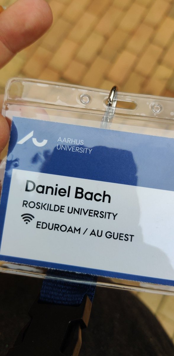 fjollomir's tweet image. First in-person conference since the pandemic and first time giving a conference paper as a PhD student, very excited 😁 #antech