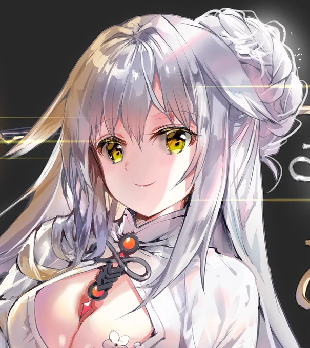 しどけないお姉さん「このチャイナ服どうかな? 君の好みだと嬉しいな。」 