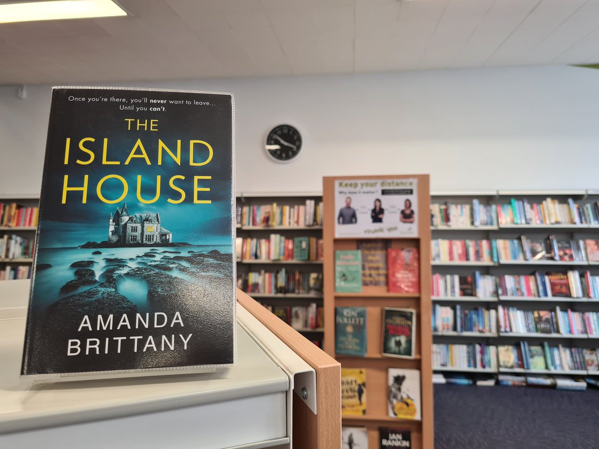 HitchinLibrary's tweet photo. THE ISLAND HOUSE by wonderful local author💥@AmandajBrittany💥is in stock now!📚
A gripping psychological thriller about a dark family secret and an isolated island 📚 https://t.co/jZhtUrjCzr
