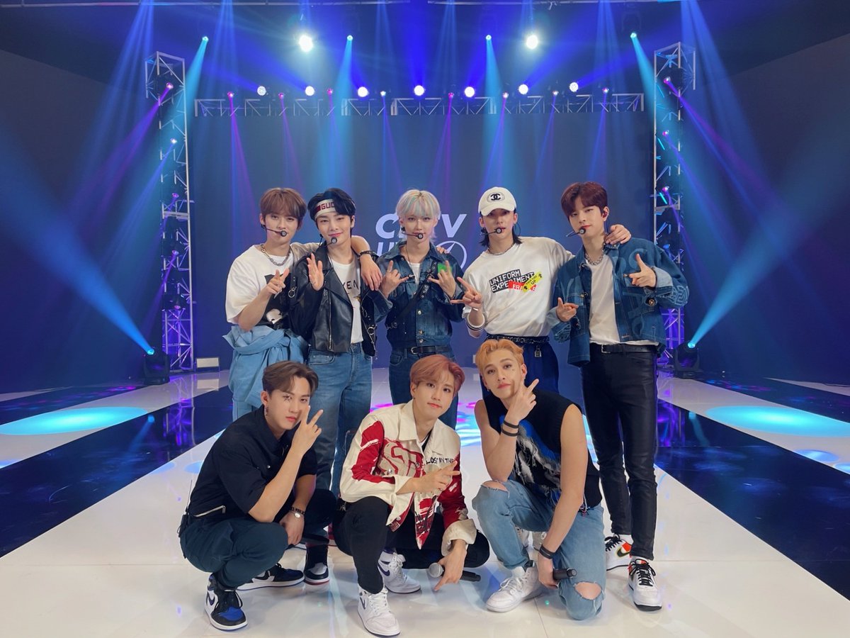 I vote #straykids  for Worldwide Fans' Choice Top 10 #MAMAVOTE

Stray Kids fighting❣️