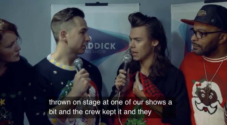 cglgli's tweet photo. LT: "I don’t know if it was some member of the crew or whatever. Honestly, I don’t think I’ve ever even seen it in the flesh.” 

I KNOW that a bear means NOTHING, the problem is lies. 
#OneDirection #RainbowBears #1D 
#HarryStyles #HSLOTMilwaukee https://t.co/K2Frvi9cSH