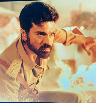 arjunva10403094's tweet photo. Who is Best in this look ?? 
#JrNTR ❤️❤️❤️         #RamCharan 🔃🔃🔃🔃 https://t.co/ZGeVIU5X58