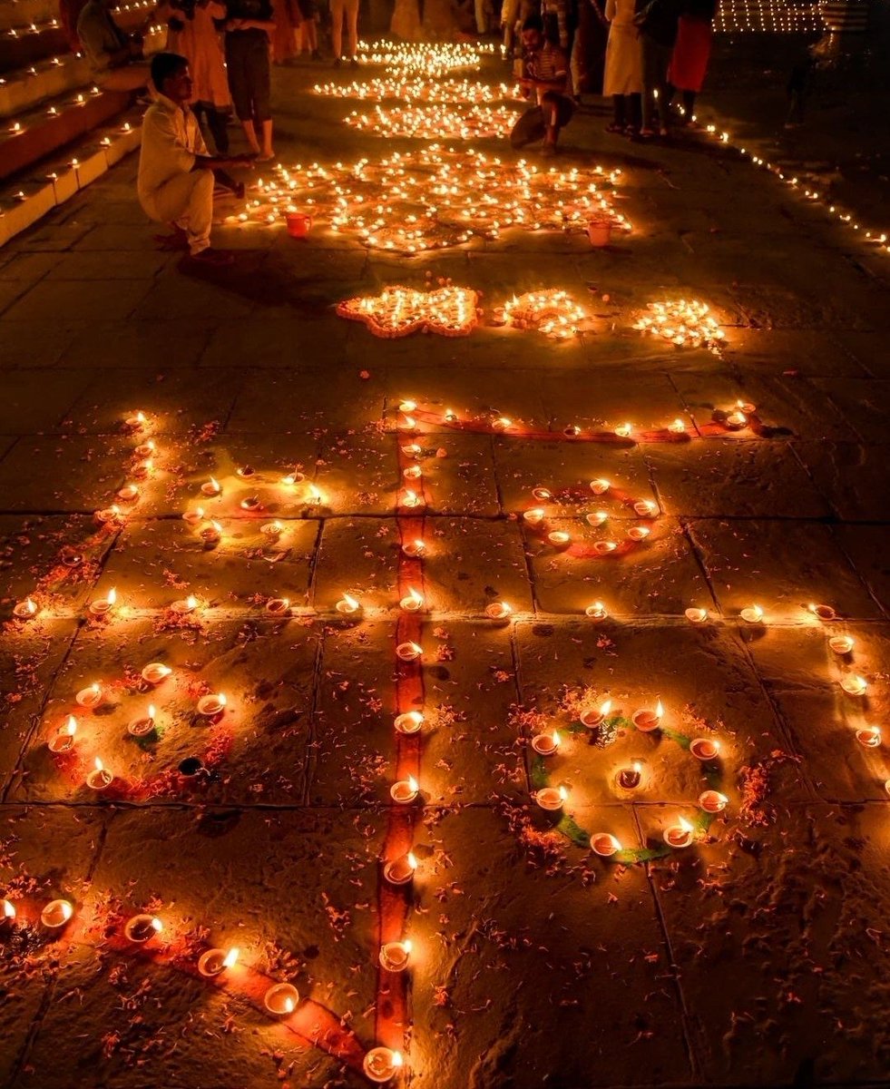 DrSubham10's tweet photo. Me and my celebrating Diwali ❣️
My mom is everything for me,At the age 5 I lost my father after that my mother is the only person who single Handley handed everything. Be it MBBS Tuition fees . She sacrifices her every little wishes. 
@SoundcoreIndia
#LifeNoteE
#SpecialEdition https://t.co/K7naOnUjBy