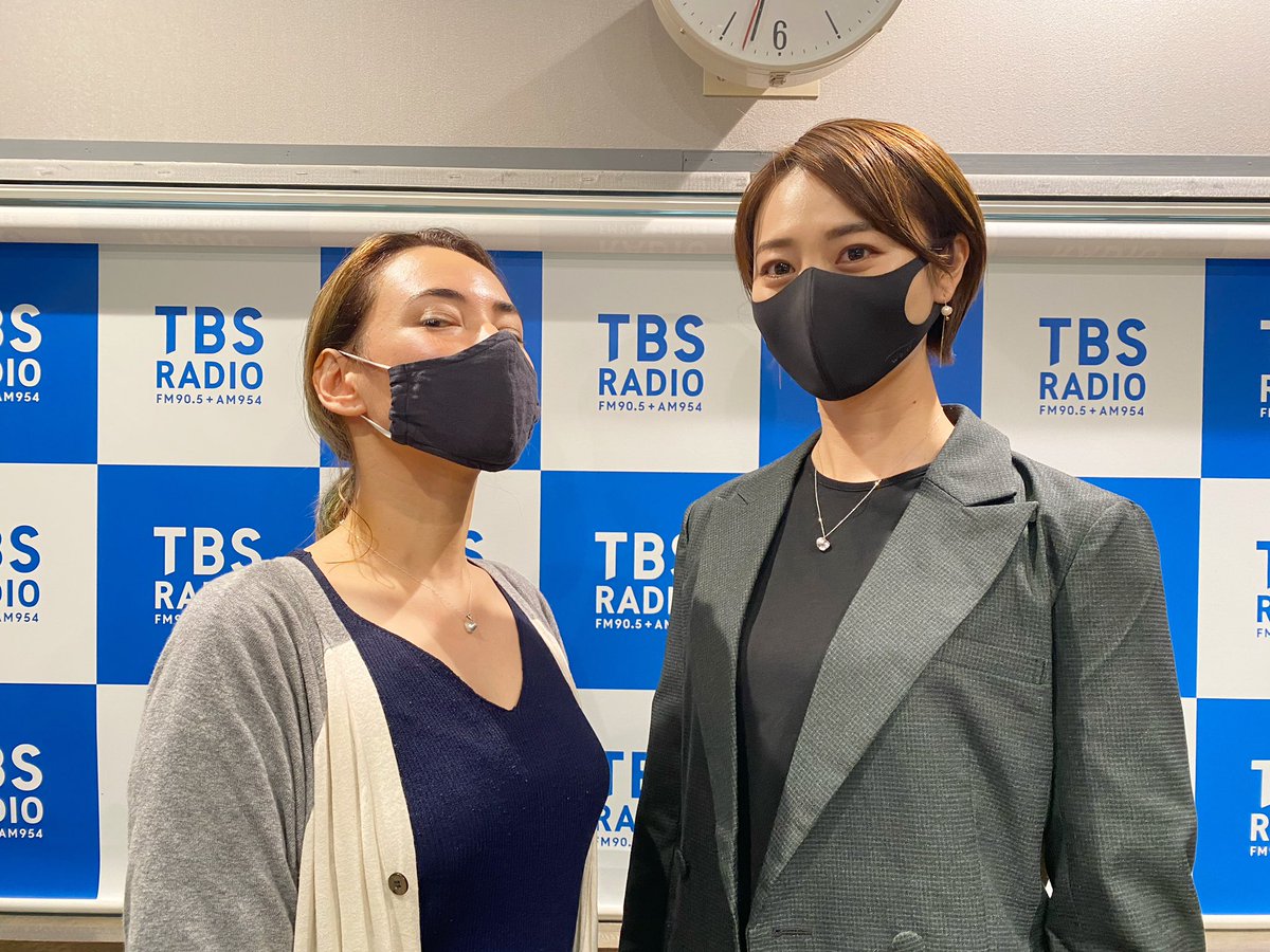 AshitanoCollege's tweet photo. ジュエリーショップ「SEVEN THREE.」 の #尾崎ななみ さんにお話を伺いました!
自然の中でうまれる真珠✨
カタチが丸くないだけで、販売できなかったものに目をつけた尾崎さん👀
ぜひショップをチェックしてみてください👇
https://t.co/cdL6cpE4Ab
#SEVENTHREE
#アシタノカレッジ #tbsradio https://t.co/KmnitfywAB