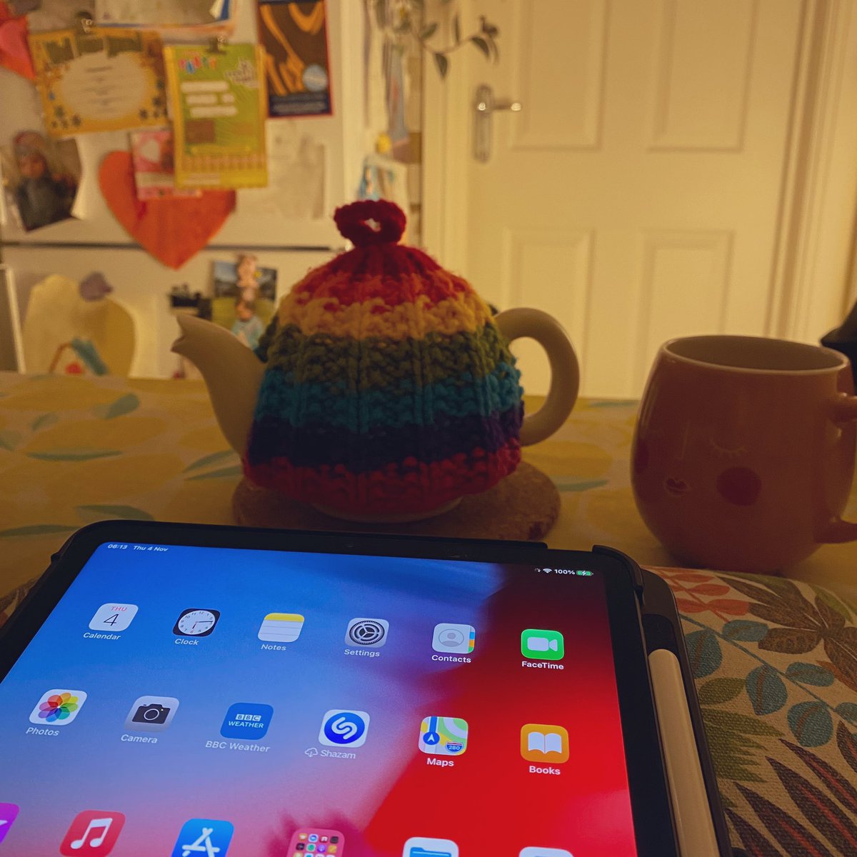 6am writing ✍️ 
Sobriety is the subject, tea is the drink 🫖 
My favourite way to start they day #nanowrimo2021 #WritingCommunity #soberlife