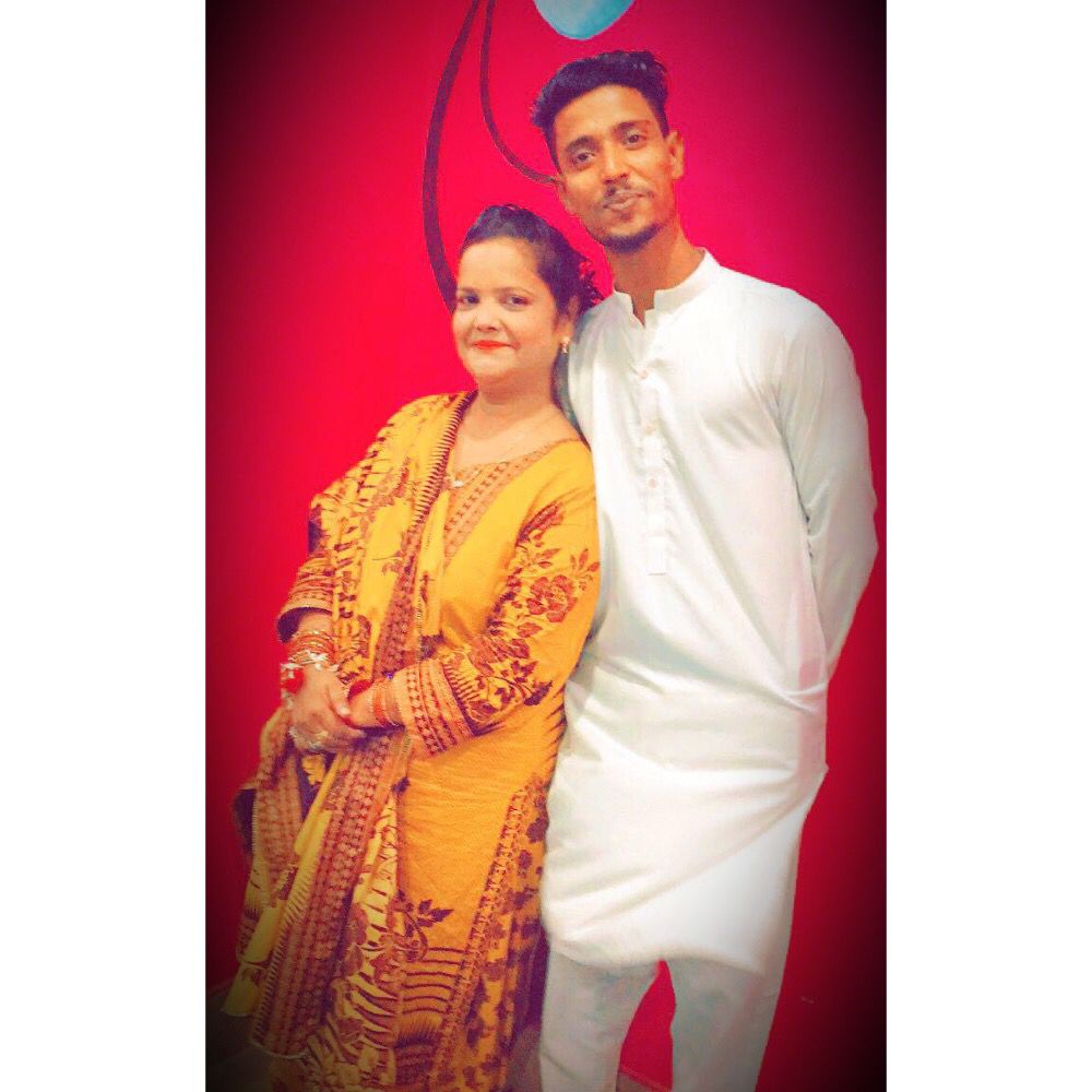 Basiit110's tweet photo. لبوں پہ اس کے کبھی بد دُعا نہیں ہوتی 
بس ایک ماں ہے ❤️ جو مجھ سے خفاء نہیں ہوتی🙏🙏
میری ماں ❤️
میری جنت 😍🧿 https://t.co/VKxKYaORQt