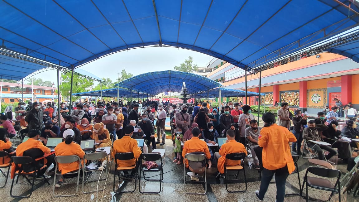 unibabpn's tweet photo. 30 Oktober 2021 Universitas Balikpapan bersinergi dengan Polda Kaltim melaksanakan vaksinasi presisi yang dilakukan untuk ketiga kalinya di Universitas Balikpapan. https://t.co/g4PvRwOqVS