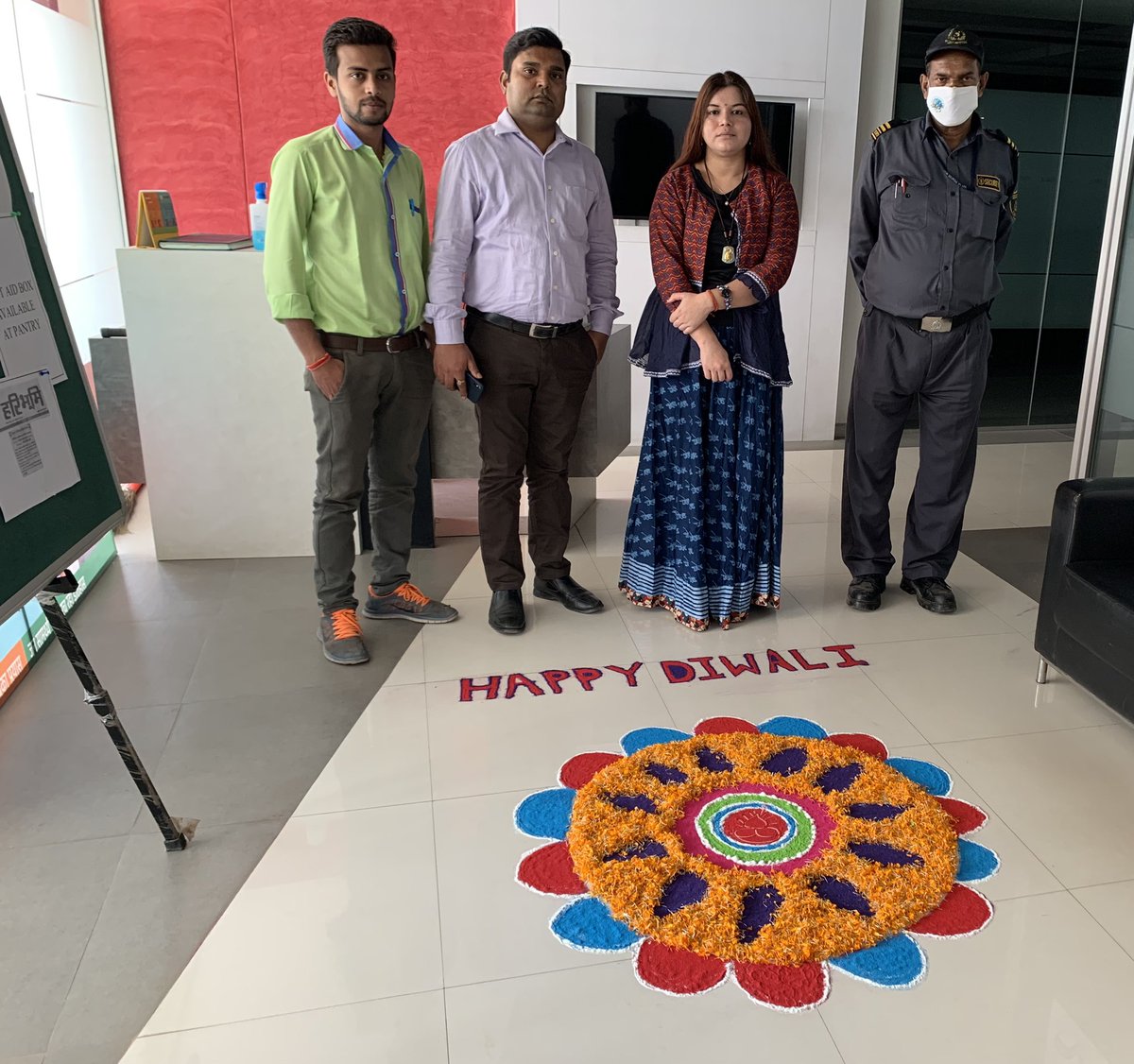 BilaspurHpcl's tweet photo. wishing everyone a very Happy Diwali
#HPCL #Ourcolours #WORKPLACECELEBRATIONS
@HPCL @hpcl_retail @Rg03Goel @SudhirSinghi2 https://t.co/piBHuhpOPy