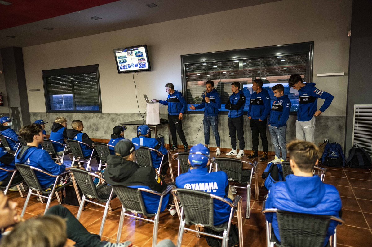 yamaharacingcom's tweet photo. πͺπΈ The 2021 bLU cRU Masterclass officially got underway yesterday at AlcarrΓ s! Today, the youngsters will get their first opportunity to show their talents on-track!
#YamahaRacing | #YamahaMasterclass | #bLUcRU https://t.co/oFZXF3ax4b