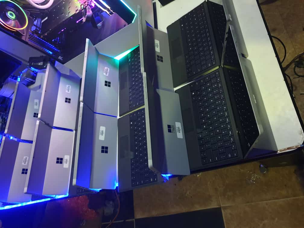 therealSpiky's tweet photo. Letting these go...
Pre-owned but very neat.

Microsoft Surface Pro 3 tablets, 128ssd, 4gb ram, Quad Core 2.4ghz, backlit keyboard, 8hrs battery 🔋, has a microSD slot for storage expansion.  

Just GHS1500 each. https://t.co/tT8GESQkyr