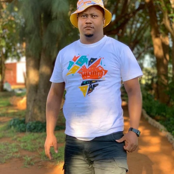 PrimitiveNative's tweet photo. "The real fashion show is on the street. Always has been, always will be."
WhatsApp: 0614274709
Facebook: @PrimitiveNatives
Twitter: @PrimitiveNative
#TeamPrimitive #premiumstreetwear #TeamLocal https://t.co/NkLEh3GrMf