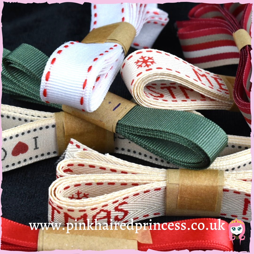 PhpPink's tweet photo. Ribbons ................ riots of colour, texture and style, my pandora's box of creating!  I love opening my ribbon boxes and deciding what to create, that simple pleasure giving me joy and a sense of calm ..... what gives that to you? https://t.co/KmVFn9F7yF