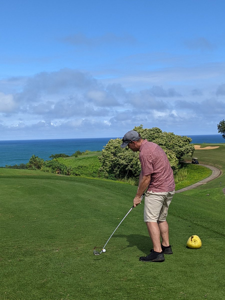 _ksteib's tweet photo. Kauai round 2. 

It's supposed to rain the rest of our trip. Woo! https://t.co/EZqv8QpbG4