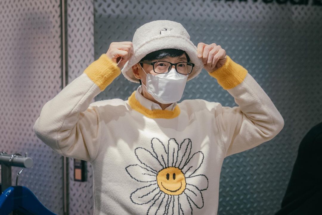 welovejaesuk09's tweet photo. [유승준과 놀다] Hangout With Yoo 
Instagram Update 

[cr.@hangout_with_yoo] 

#HangoutWithYoo #YooQuizOnTheBlock #RunningMan #YooJaeSuk #YooSanSeul #YuYaho #YooHyuk #YoomesBond #JimiYu #런닝맨 #유재석 #유승준과놀다 #유퀴즈온더블록 https://t.co/o2xxKfz2zJ