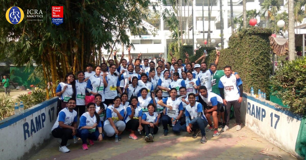 ICRAAnalytics's tweet image. With winter knocking at our doors, here's a #throwback to #TeamIAL gearing up to embrace a healthy lifestyle by participating in #marathons
The team that runs together, wins!

#ICRAAnalytics #GreatPlaceToWorkCertified #ThrowbackThursday