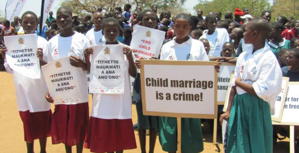 It's everyone's work to report and stop early marriages in our communities.  It's bad and we @nva_busoga condemn it..we can do,to save a girl child 
#endearlymarriages