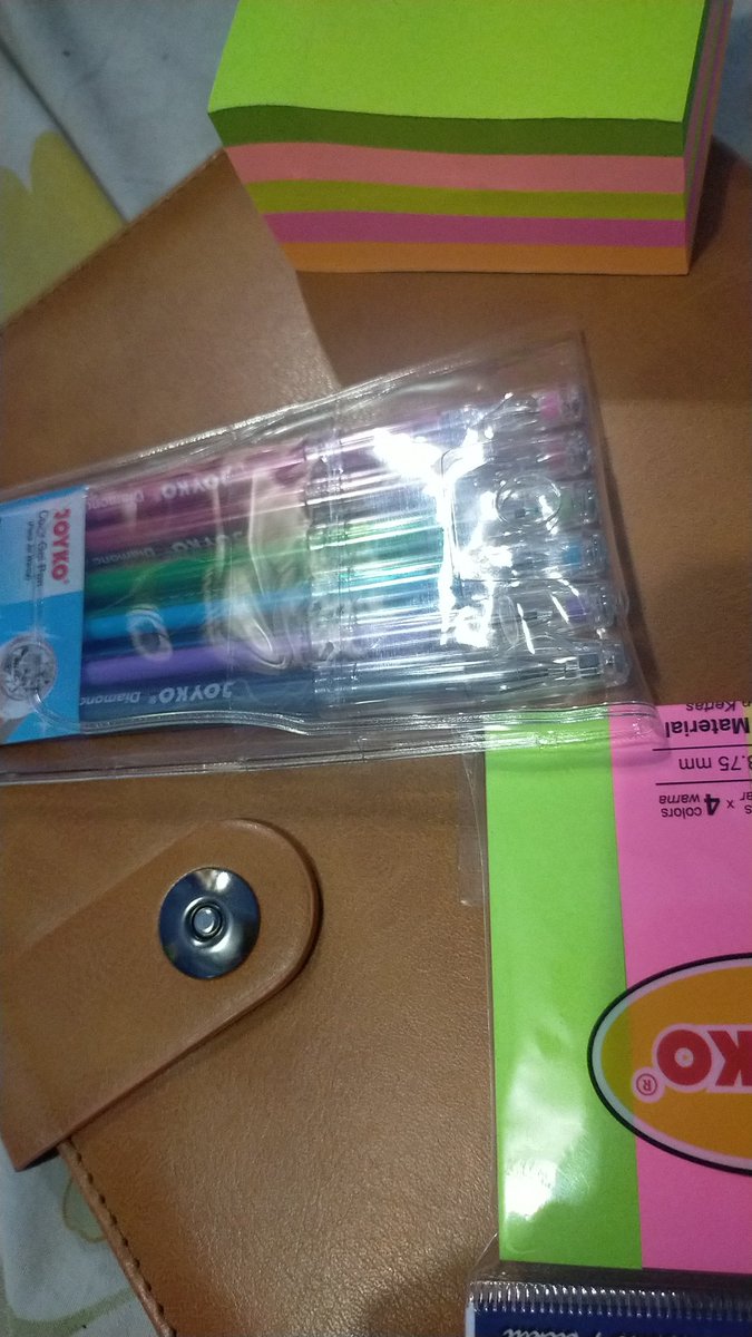 angelistius's tweet photo. Gatau kenapa beli ini tadi, kepikiran aja wkwkwk https://t.co/Jev2bparqJ