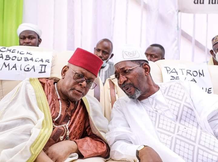 SakandeBala's tweet photo. C'est avec une très grande tristesse que j'ai appris le rappel à Dieu ce mercredi 3 novembre 2021, du Cheick de Ramatoulaye, Guide spirituel de la communauté islamique de la Tidjania du Burkina Faso, El Hadj Aboubacar Maïga II.
Ma douleur est d'autant plus grande que, le lundi 18 https://t.co/aAajRh9P47