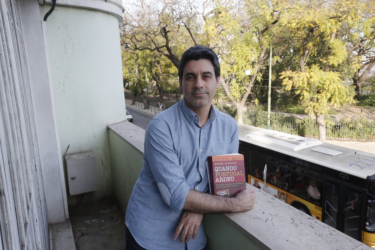 cabritum's tweet photo. @NGPocas O livro do jornalista @miguelcvisao intitulado QUANDO PORTUGAL ARDEU é muito superior. Vale a pena ler. https://t.co/xiFrhxSRG5