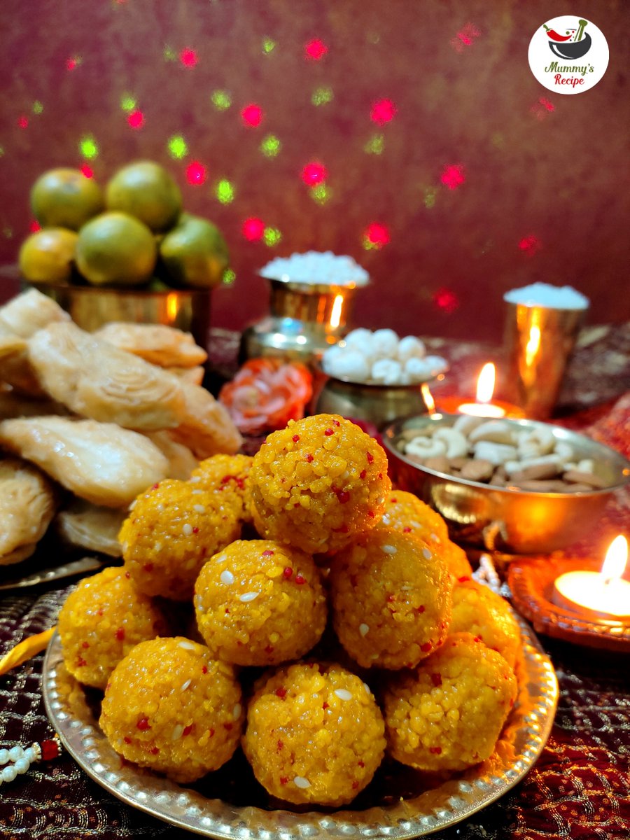 mummysrecipe's tweet photo. खुशियों का पर्व है दिवाली,🎊
मस्ती की फुहार है दिवाली,🎉
लक्ष्मी पूजन का दिन है दिवाली,🎊
अपनों का प्यार है दिवाली।🎉
दिवाली की हार्दिक शुभकामनाएं। 🙏

▶️ Follow @recipemummys
 #Diwali #Diwali2021 #Diwaliwishes #Deepavali #Deepavali2021 #deepawali https://t.co/iSDFPrsi3f