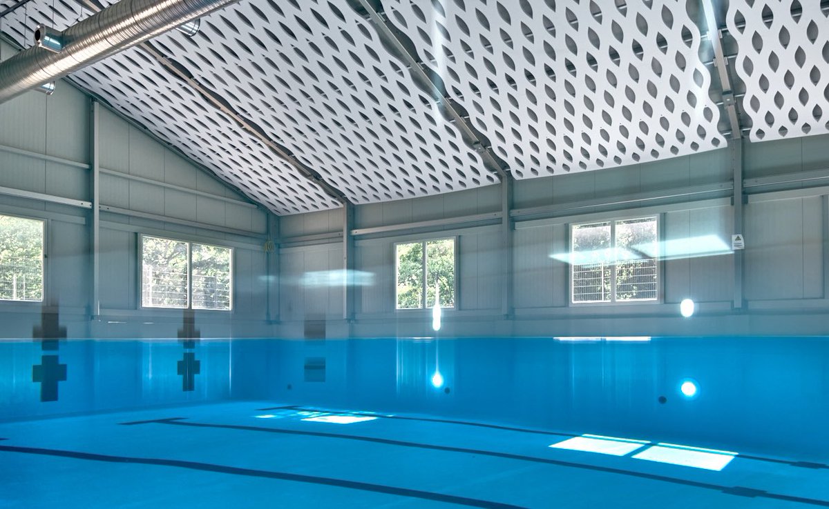 interimsbad's tweet photo. Nichtschwimmerbereich Wassertiefe 1,35 - 0,9m Wassertiefe https://t.co/7kehJ8exiC