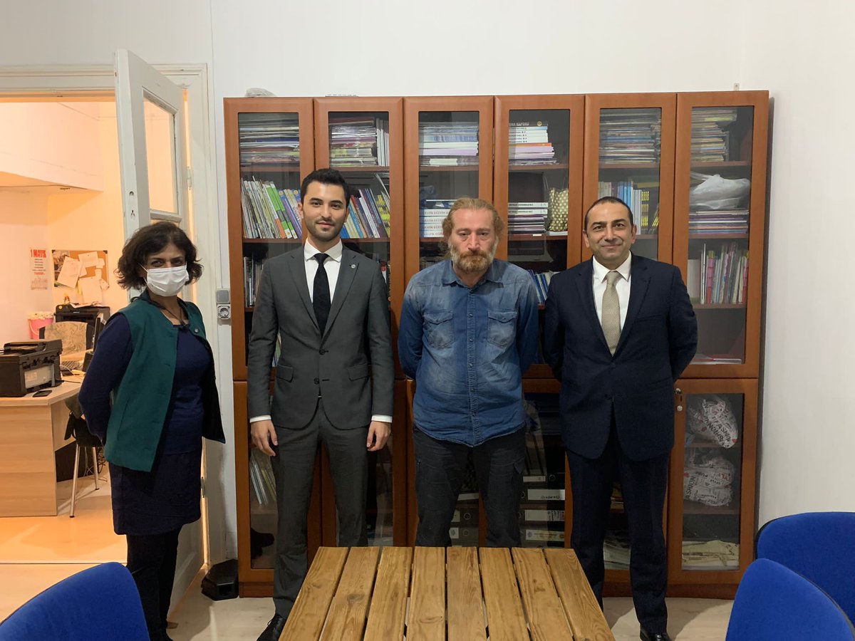 devakadikoy's tweet photo. EĞİTİMSEN ziyaretimizde eğitimi ve siyasetin elinde içine düştüğü handikapları ve çıkış yollarını konuştuk. Önerilerimizi paylaştık. Çözüm DEVA dedik…
@alibabacan
@drerhanerol
@erenhaneren
@mazharalaca
#devapartisi
#devaistanbul
#devakadikoy https://t.co/d6qk47f8r1