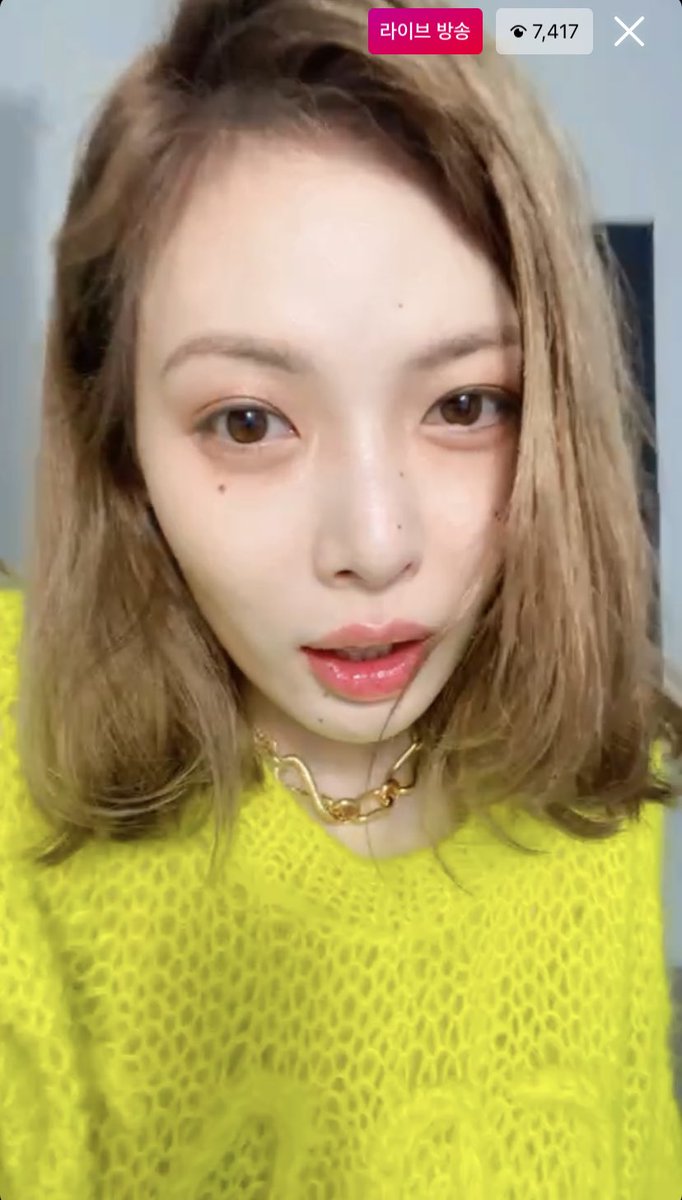 _eggking's tweet photo. 너무 예뻐요... 얼굴공격 넘 심하세요... https://t.co/UVEpyfH7c7