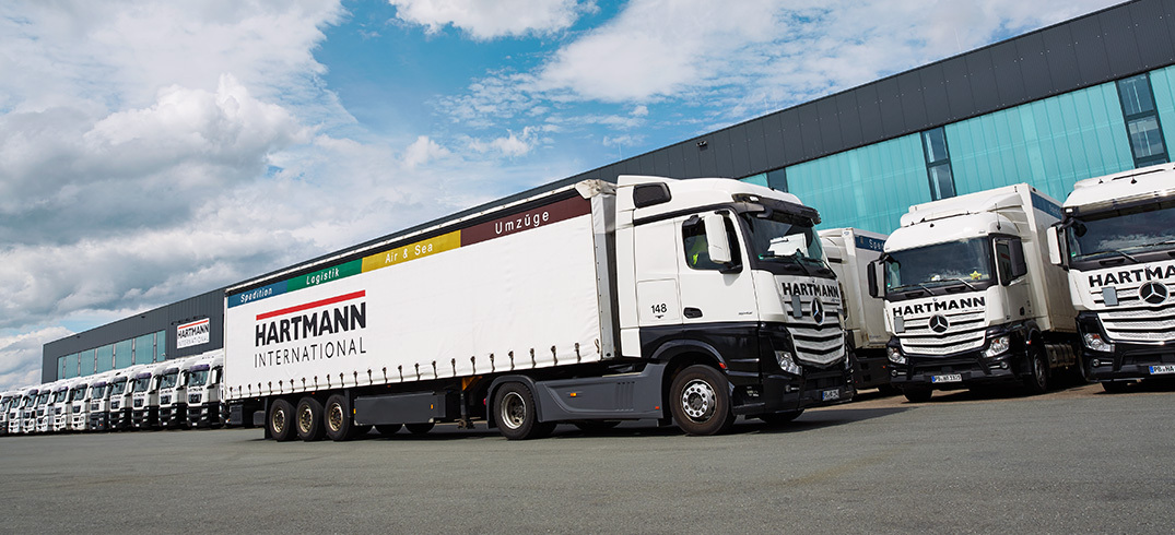 smartlanedata's tweet photo. Lesen Sie jetzt die Success Story von Hartmann International zur Einführung von #SmartlaneTransportIntelligence und den dadurch erzielten Einsparungen bei #Dispositionszeit und Kosten.
https://t.co/29aaqRX5F8 https://t.co/UQbU1TeZmV