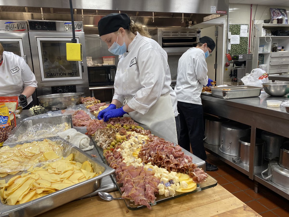 Enisolaris tweet media