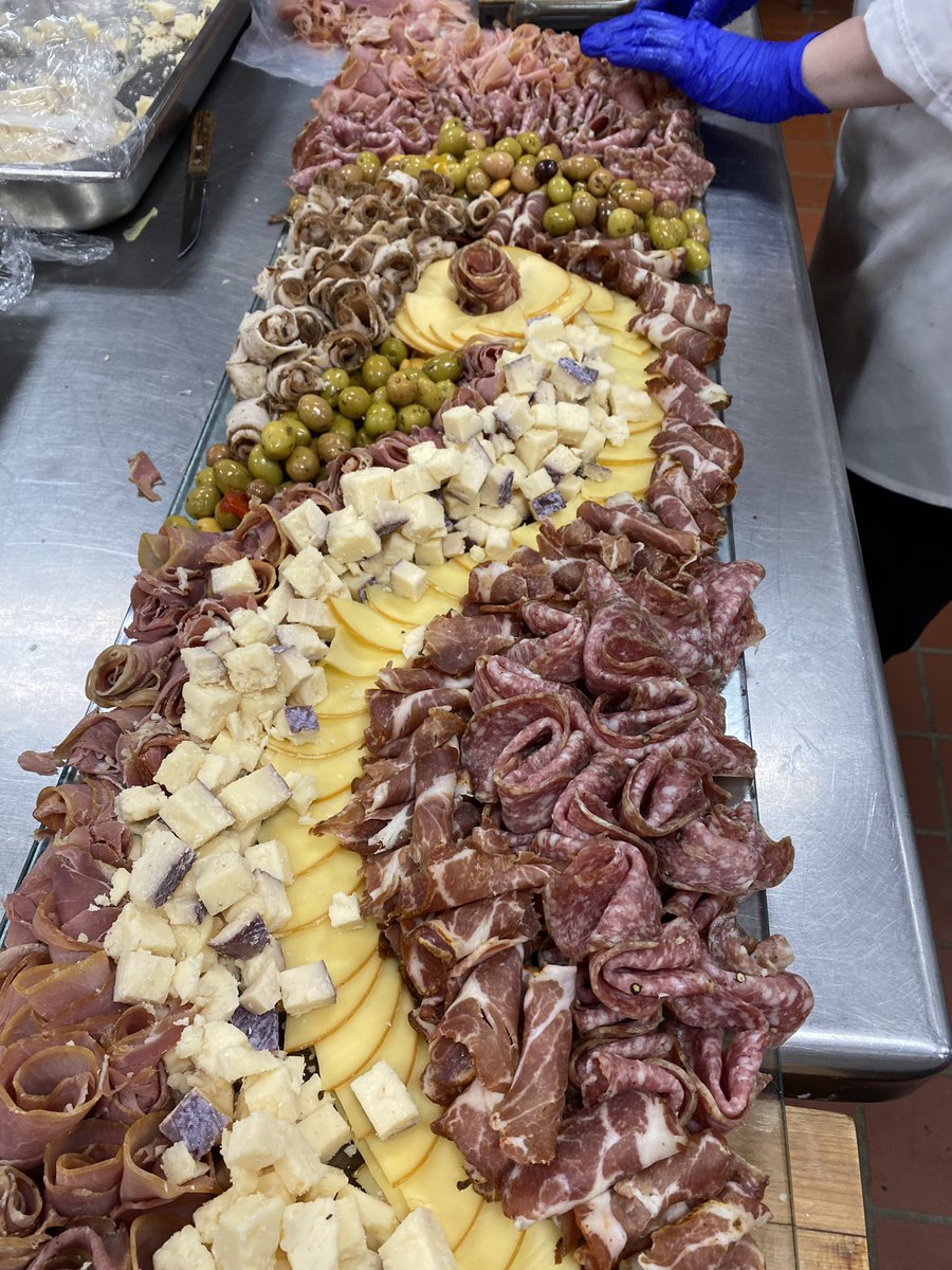 Enisolaris tweet media