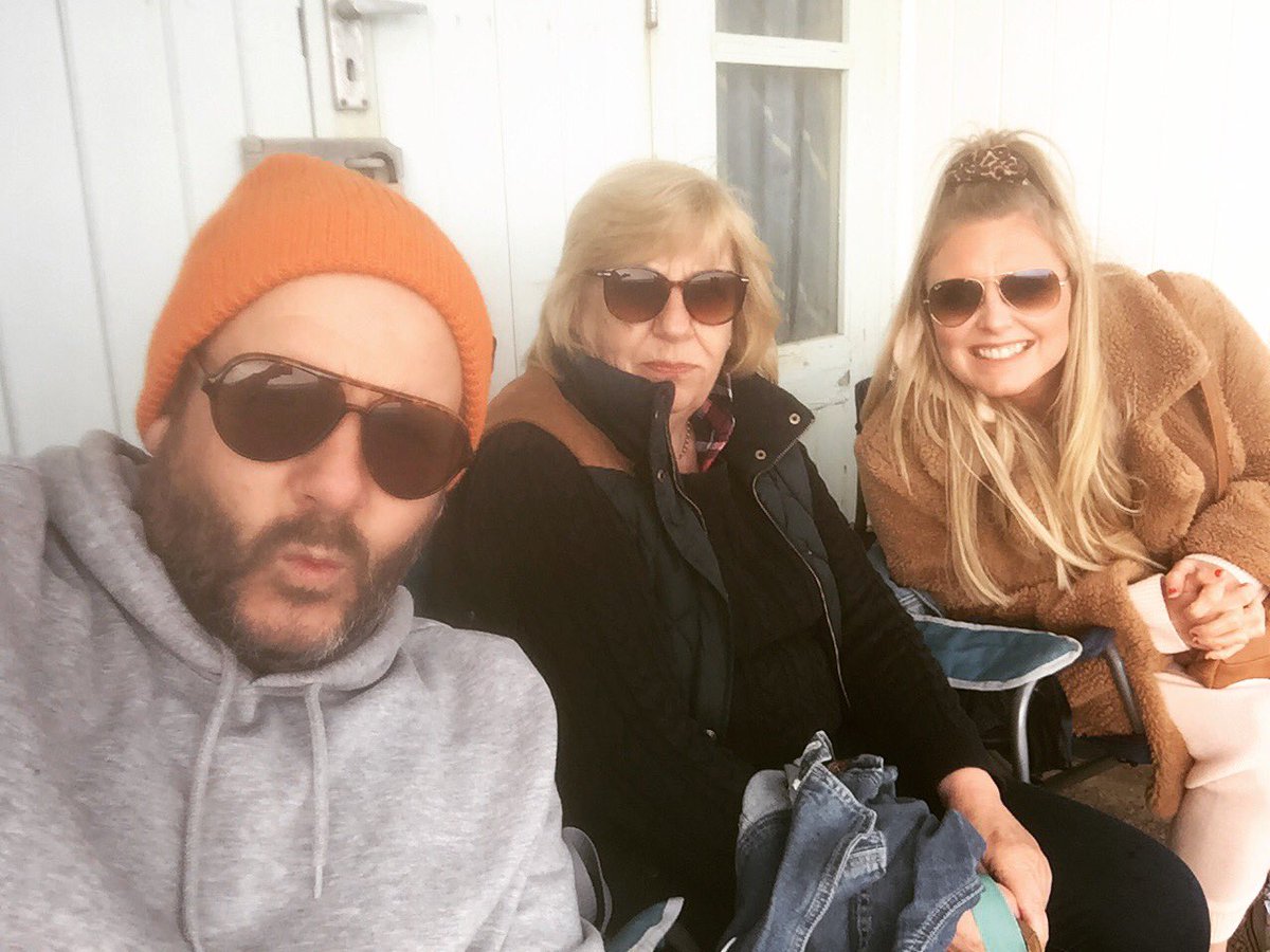 StevieBailey's tweet photo. Happy Birthday, Muv! Hope you have a top, top 70th. #HappyBirthday #SevenZero #Muv https://t.co/FHGAdwQ18a