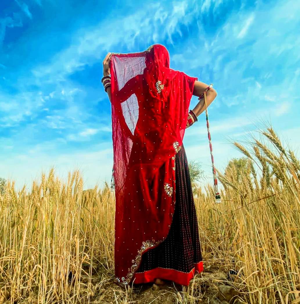 बचपन से..55 तक🦋..बस थारी ताई का पहरा है💝
बेटे..म्हारी तो रोज दिवाली💥 ..हर रोज दशहरा है💚
#धुँआ_धुँआ 🤣😂💔
💜#अनपढ़_प्रेमी🖤
<a href="/SantoshMeena26/">𝙎𝙖𝙣𝙩𝙤𝙨𝙝 𝙈𝙚𝙚𝙣𝙖 Dausa</a> @Vr3035 @bishnoikanchan9 @imknchan <a href="/Gitika_RJ05/">🚩🔱गीतिका राहुल फोगाट #ॐ 🇮🇳</a> <a href="/Indauliyavinnu/">Vinu Chaudhary💎🌹🌹🌺</a> @NirmalaChodhary <a href="/mamta_g2/">Mamta</a> <a href="/tina_nagar/">Tina Nagar</a> <a href="/BhagwatiSoni19/">Bhagwati Soni</a>