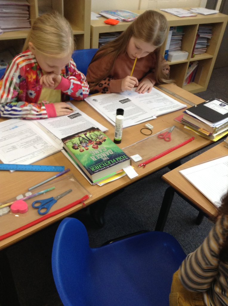 latimerprimary's tweet image. Class SM have been using their retrieval and inference reading skills this morning to find out lots of information about Dr Barnardo. #LatimerEnglish #LatimerReading
