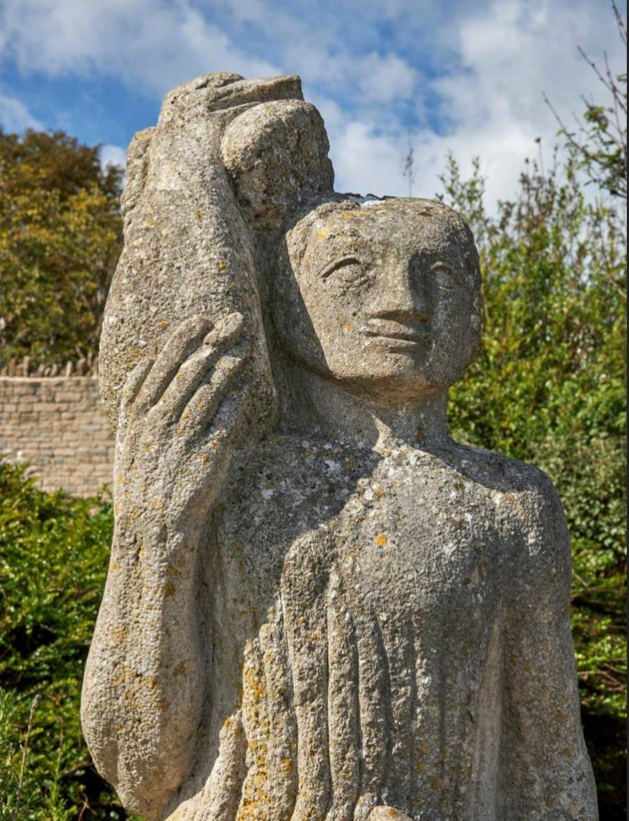PSSAtweets's tweet image. BOOK up! SOON in OUR SERIES of online TALKS #discoveringwomensculptors HEAR 'Mary Spencer Watson: Purbeck sculptor' by @LandmarkHistory Tuesday 16 Nov FIND out HERE eventbrite.co.uk/e/discovering-… #freeformembers
