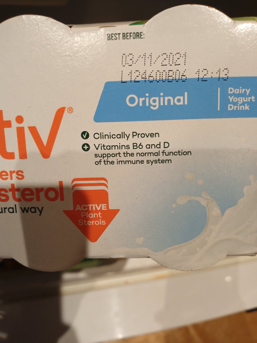 IAmEmma101's tweet photo. @TescoIrl Hi, had shopping delivered Monday evening 1st. Ordered yogurt drinks with a BB date of 3rd November. I find this shelf life unacceptable, usually far longer. Can someone please look into it? Thank you https://t.co/QEK2vtCpMF
