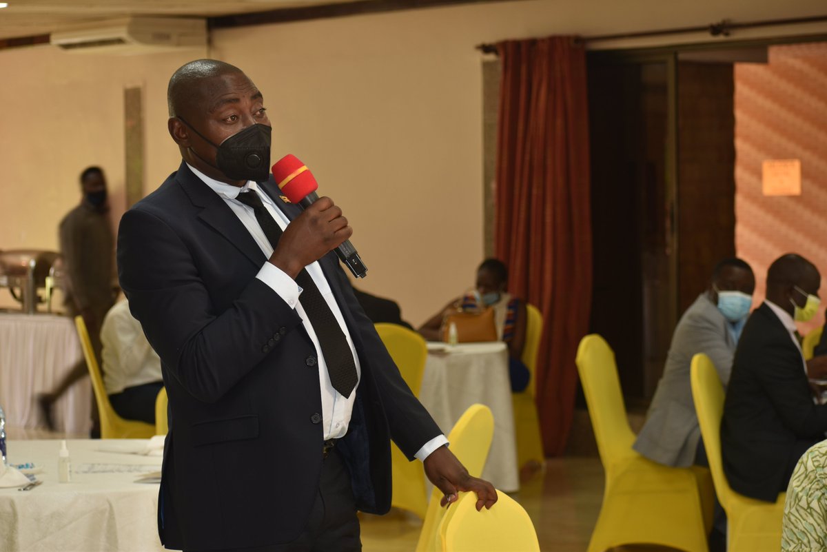 worknochildbus1's tweet photo. Filbert Baguma, Secretary General UNATU has argued that in the wake of the Covid 19 pandemic, there is need for more efforts to protect children from child labour because the problem has become real with the closure of schools#Work:NoChild'sBusiness https://t.co/nVxldzCdTI