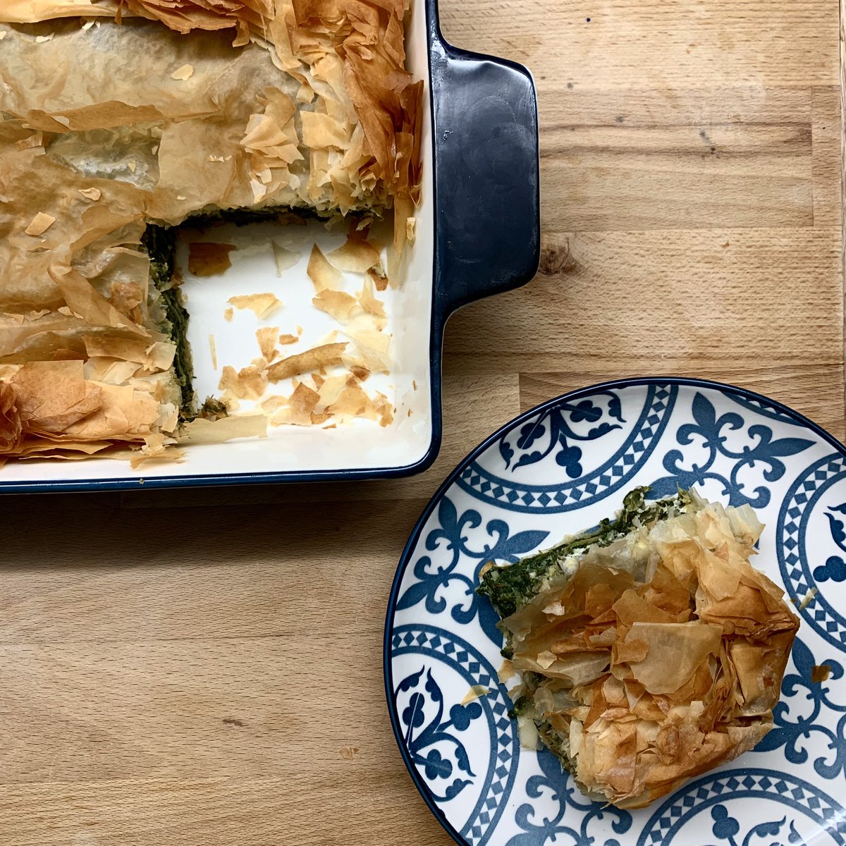 ValzeCook's tweet photo. #bonsplans #bonnesadresses #athenes #athens #grece #greece @YolenisFamily #spanakopita https://t.co/G4NgMxlo63 https://t.co/dPzT5hnCrR