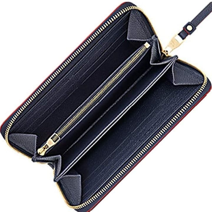 de_recycle's tweet photo. LOUISVUITTON(ルイ・ヴィトン)

[ルイ・ヴィトン] レディース ラウンドファスナー長財布 [並行輸入品]

目立つ傷汚れ有り

¥25000円税送料込

#香水 #財布 #長財布 #ウォレット #オーデコロン #mcm #mcmbag #mcmbackpack #LOUISVUITTON #ルイ・ヴィトン #FENDI  #グッチ #PRADA https://t.co/TAXucRQk1u