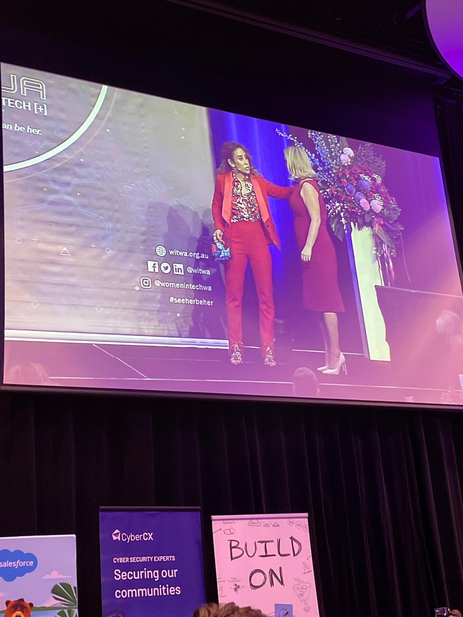 valroserecruit's tweet photo. Our CEO, Tina Ambrose on stage with Dr. Katherine Iscoe playing a little game to win the rubber band…
#seeherbeher #witwaplus2021 #techplus20 @WITWA https://t.co/FAXMlHmyIp